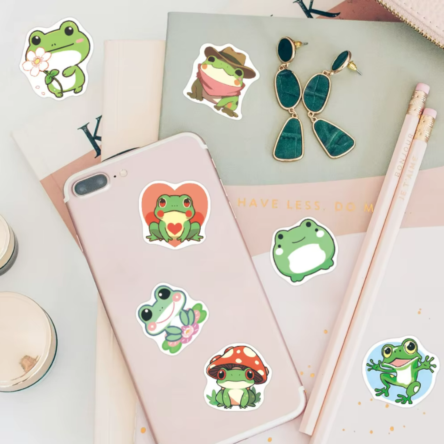 500pcs Roll of Frog Stickers